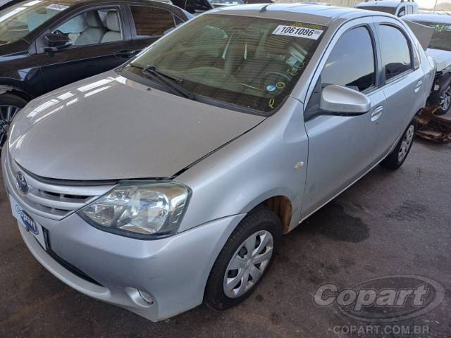 2016 TOYOTA ETIOS SEDA 