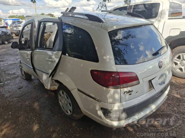 2014 FIAT PALIO WEEKEND 