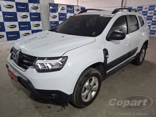 2025 RENAULT DUSTER 