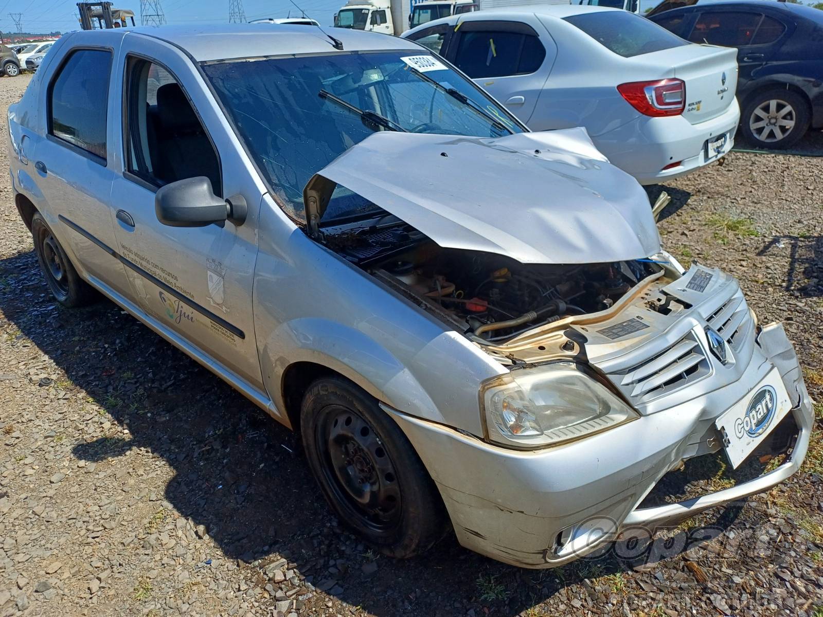 Renault Logan Expression 1.6 Hi-Flex 2010 Médio Estado