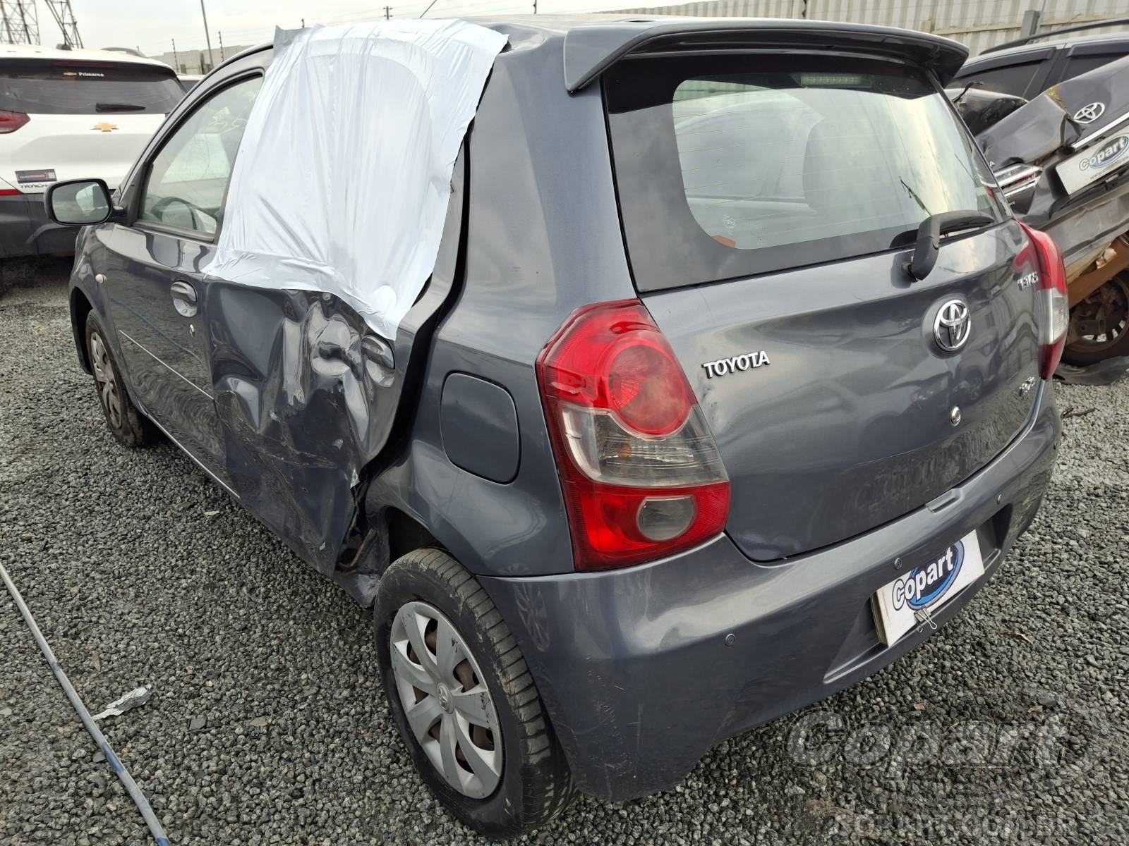 Foto 3: 2013 TOYOTA ETIOS