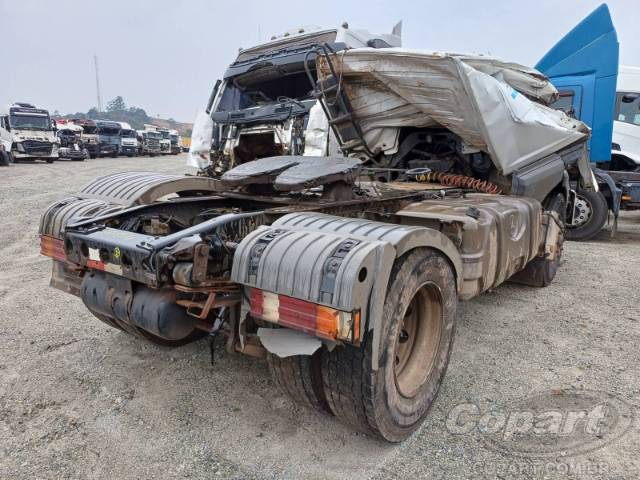 2011 MERCEDES BENZ AXOR 