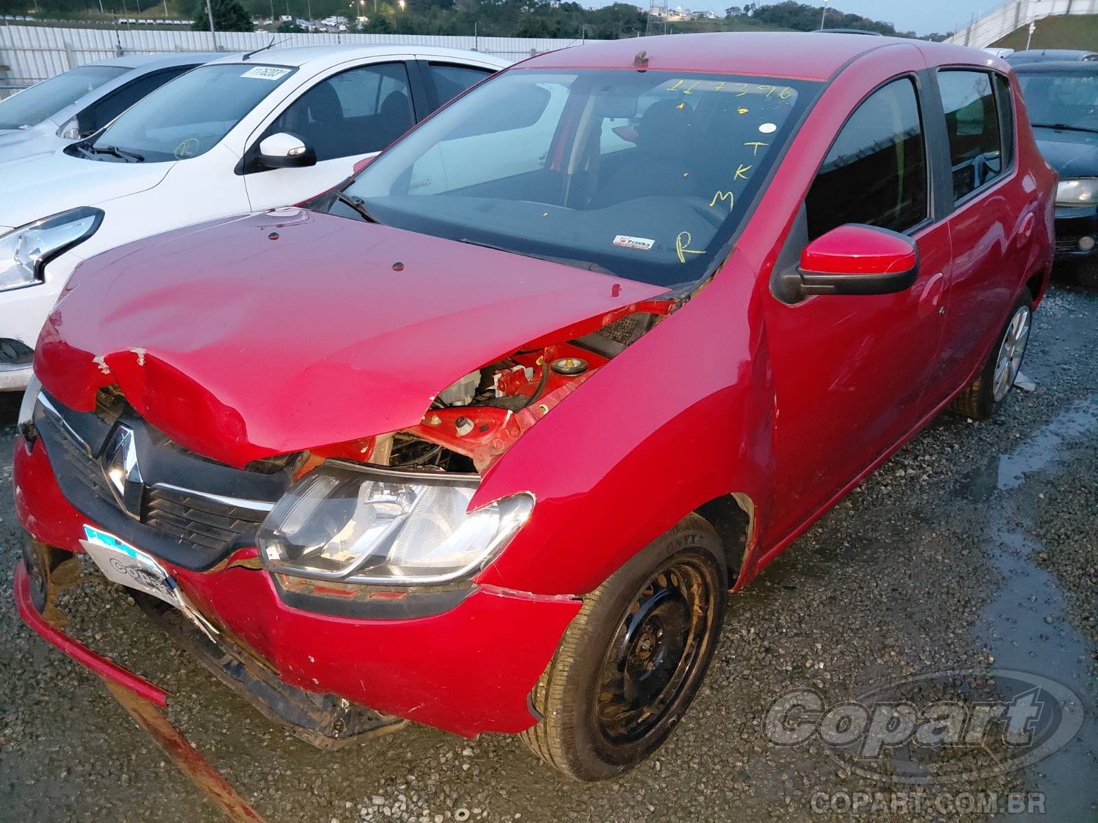Foto 2: 2015 RENAULT SANDERO