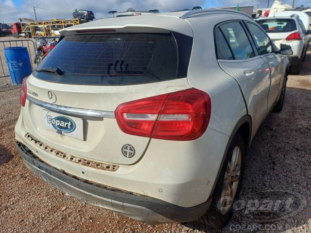 2016 MERCEDES BENZ GLA 
