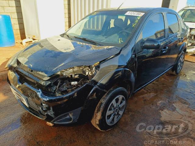 2013 FORD FIESTA SEDAN 