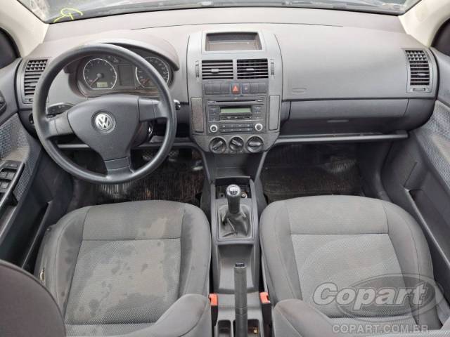 2011 VOLKSWAGEN POLO SEDAN 