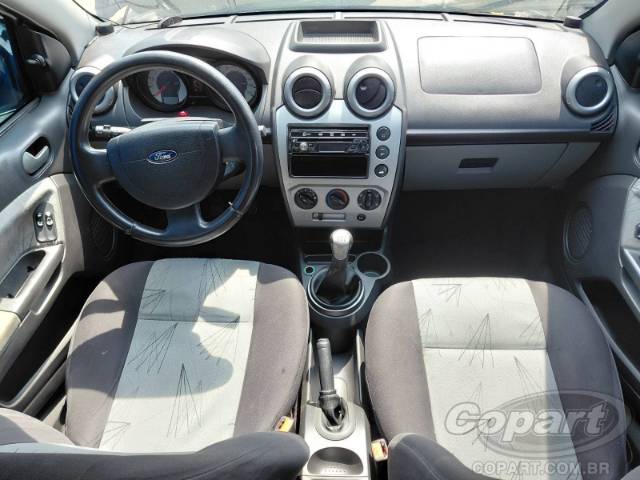 2009 FORD FIESTA 