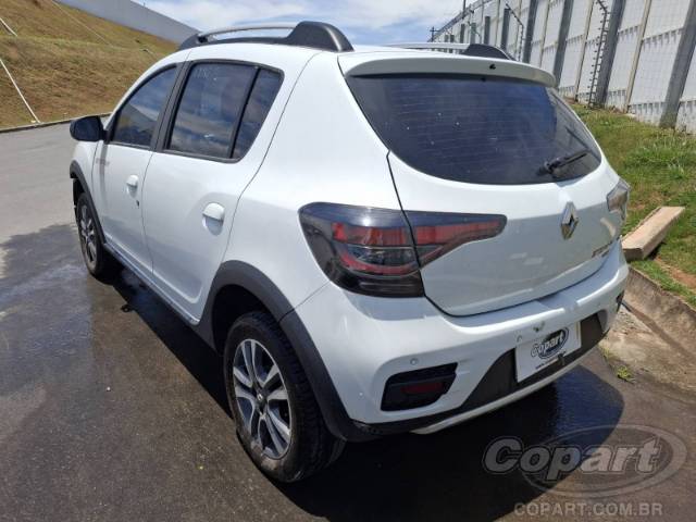 2024 RENAULT SANDERO 