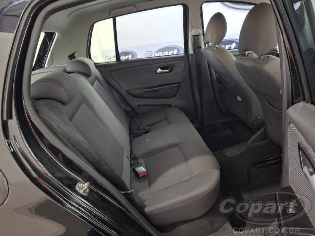 2010 VOLKSWAGEN FOX 