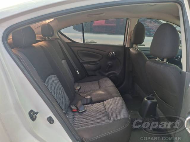 2016 NISSAN VERSA 