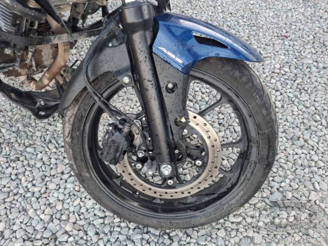 2026 HONDA CB 300F 