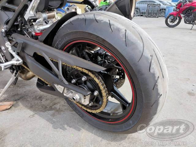 2026 BMW S 1000 