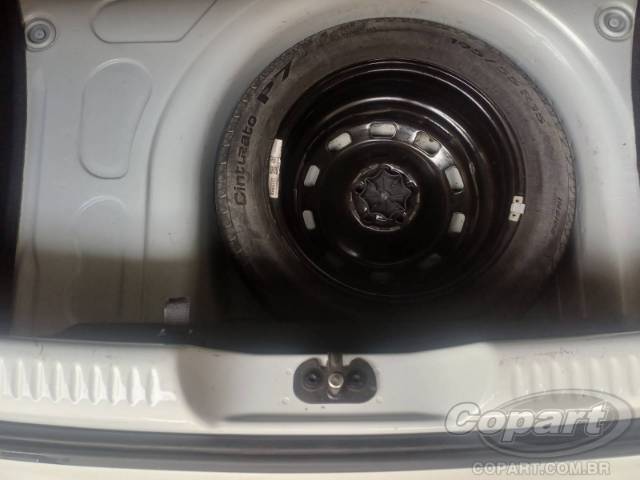 2021 VOLKSWAGEN FOX 