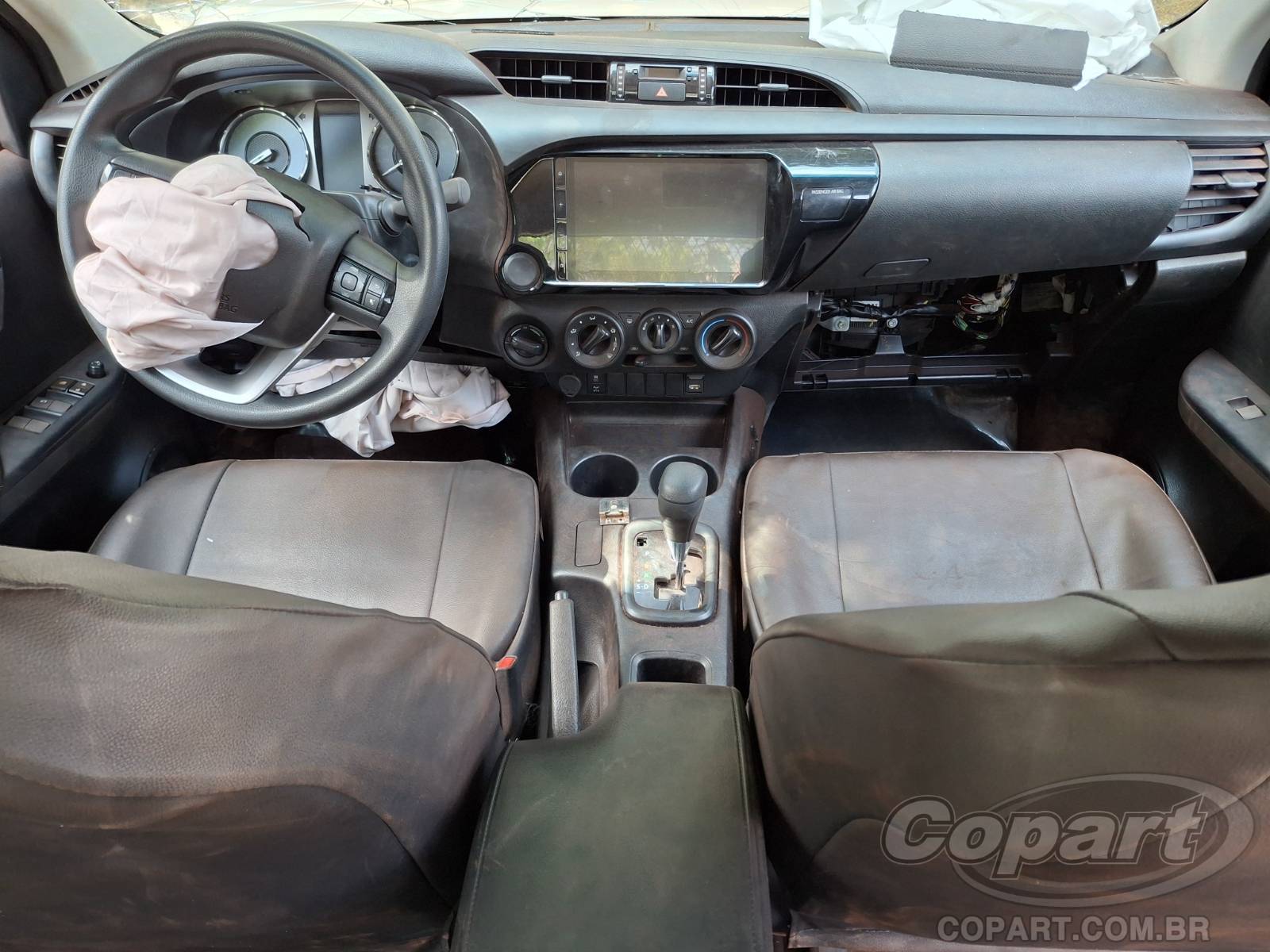 Foto 9 de 11: 2026 TOYOTA HILUX CD