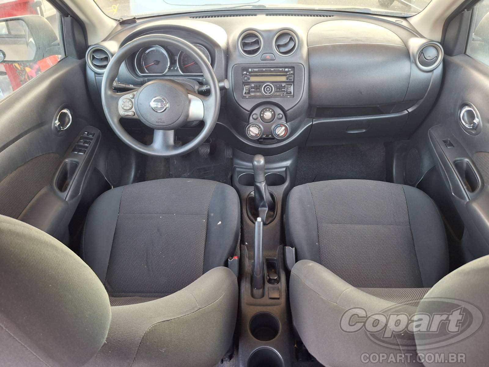 2014 NISSAN VERSA — foto 9 de 10