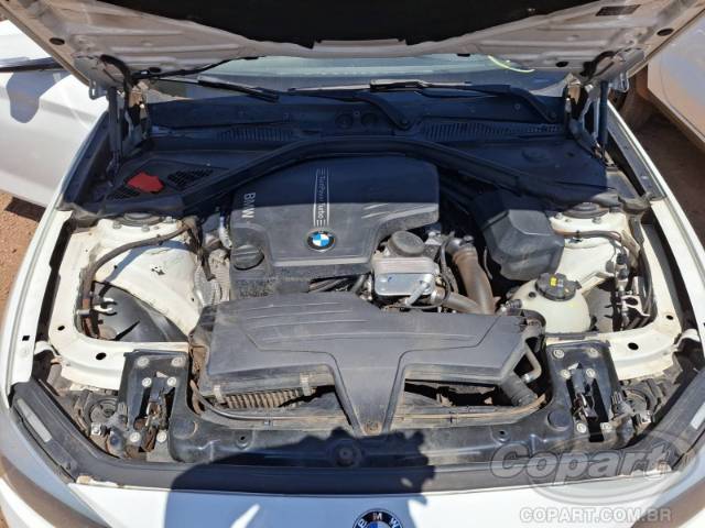 2016 BMW SERIE 1 