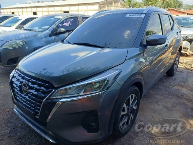 2023 NISSAN KICKS 