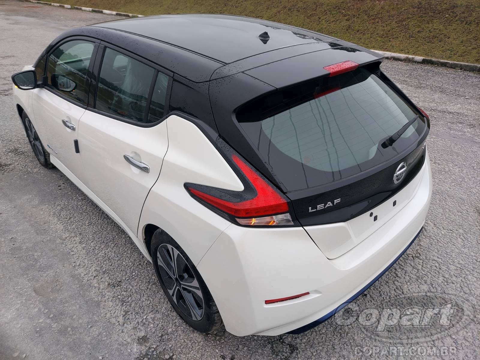 2022 NISSAN LEAF — leilão em Itaquaquecetuba/SP (foto 3)