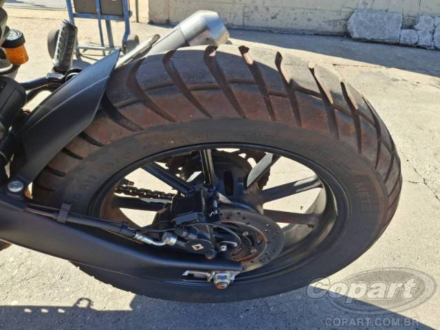 2025 TRIUMPH SCRAMBLER 