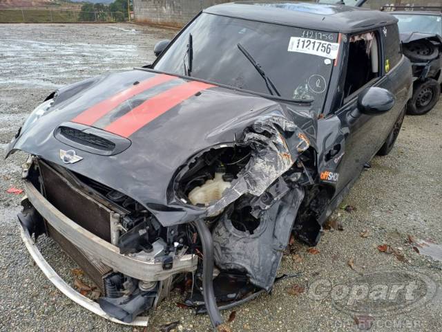 2016 MINI COOPER 