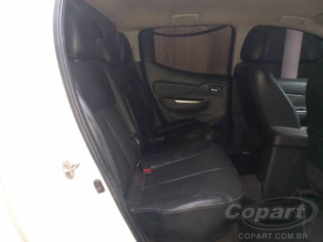 2021 MITSUBISHI L200 TRITON 