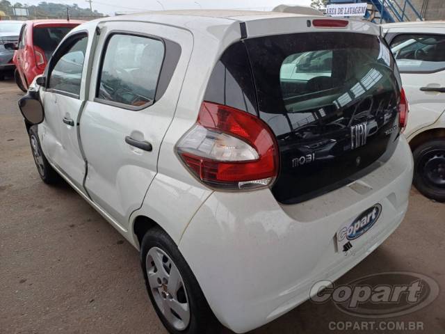 2017 FIAT MOBI 