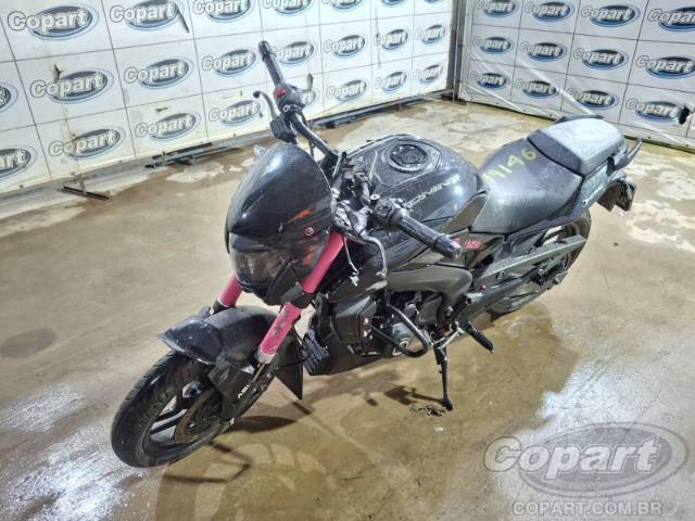 2025 BAJAJ DOMINAR 