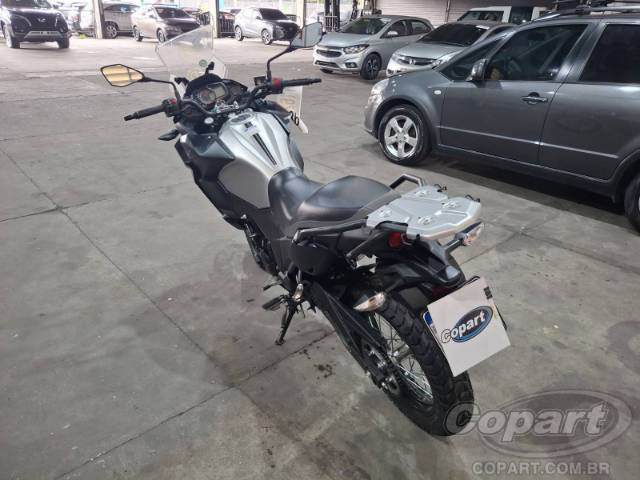 2026 KAWASAKI VERSYS-X 