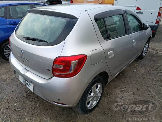 2015 RENAULT SANDERO 