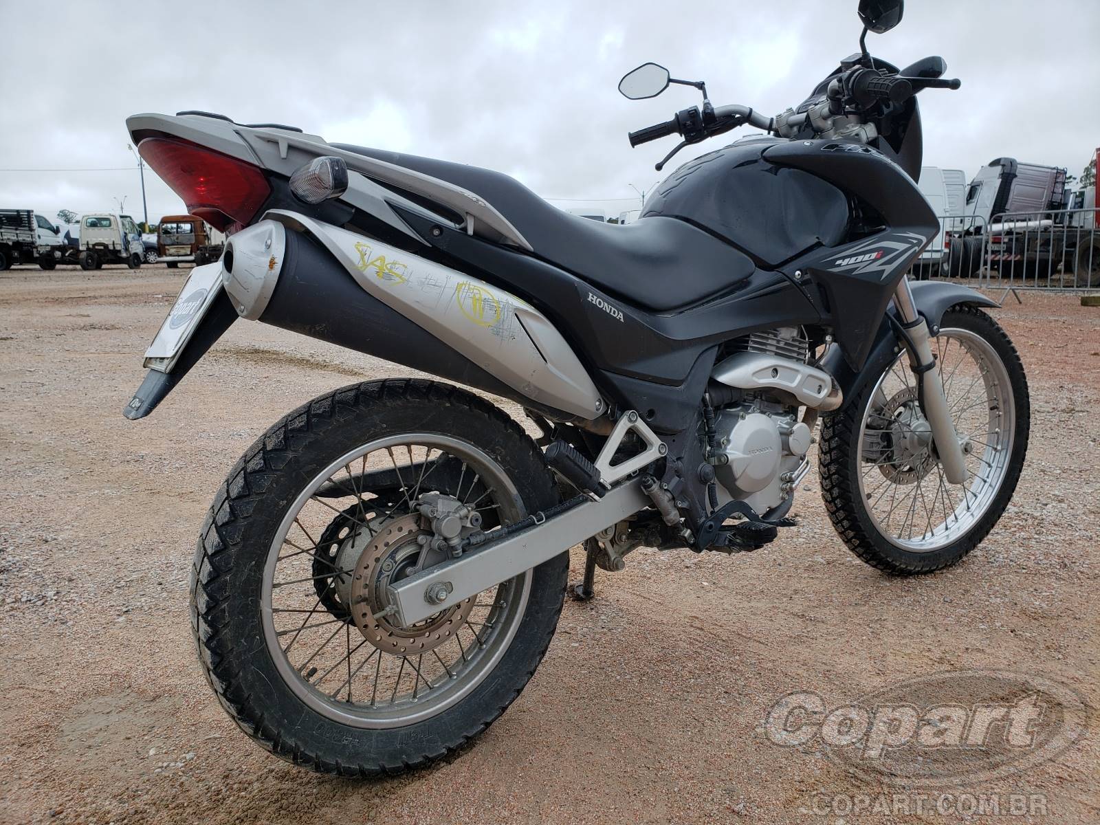 Foto 9 de 10: 2013 HONDA NX 400I