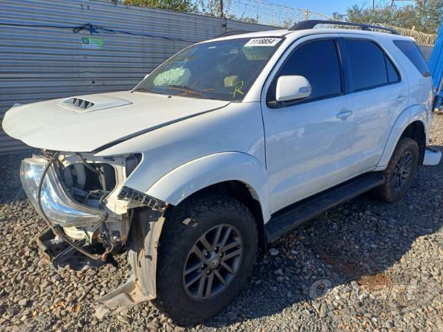 2015 TOYOTA HILUX SW4 