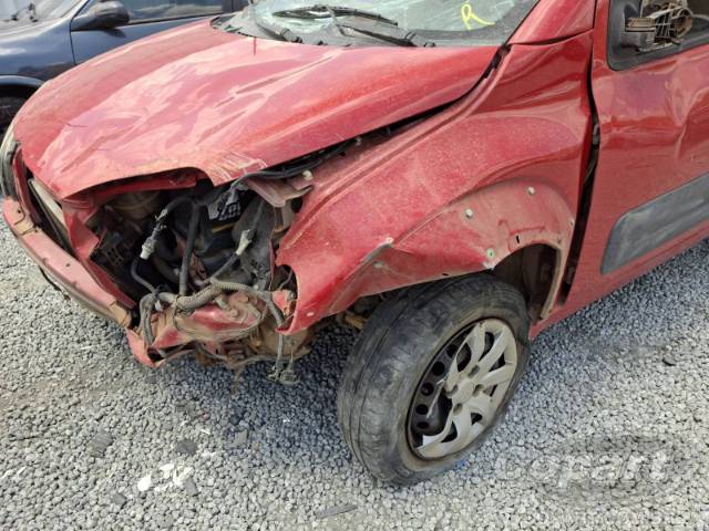 2013 FIAT UNO 