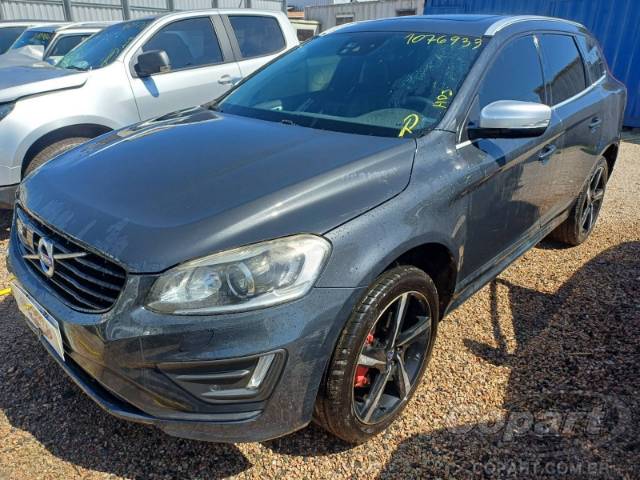 2016 VOLVO XC60 