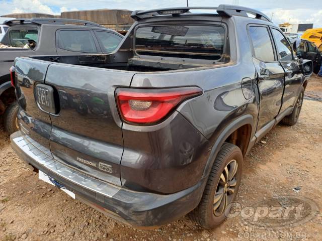 2022 FIAT TORO 