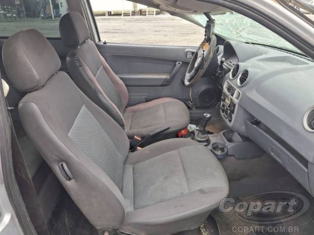 2011 VOLKSWAGEN GOL 