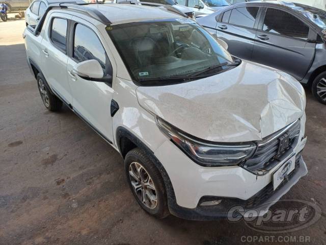 2021 FIAT STRADA CD 