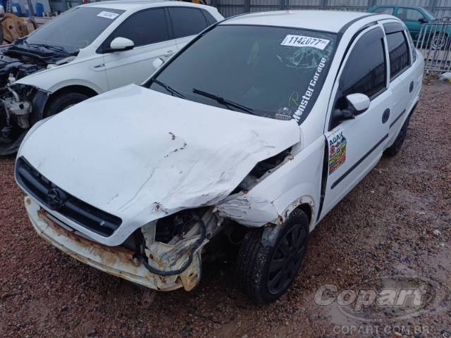 2003 CHEVROLET CORSA SEDAN 