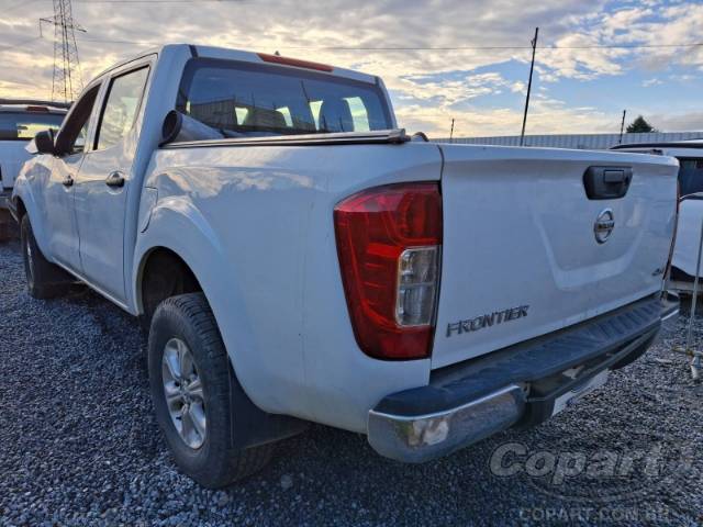 2022 NISSAN FRONTIER CD 