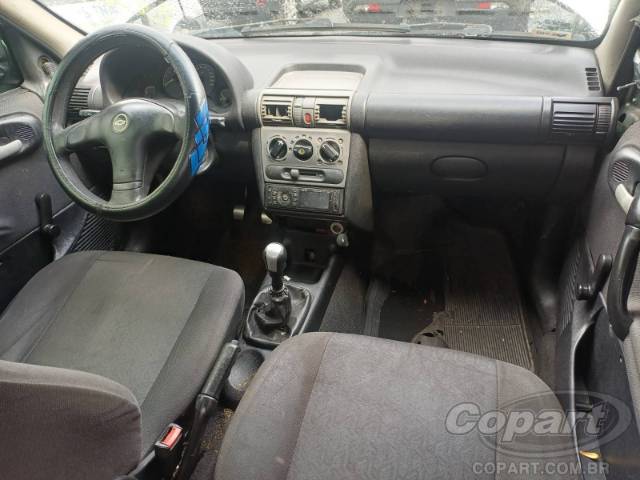 2006 CHEVROLET CLASSIC 