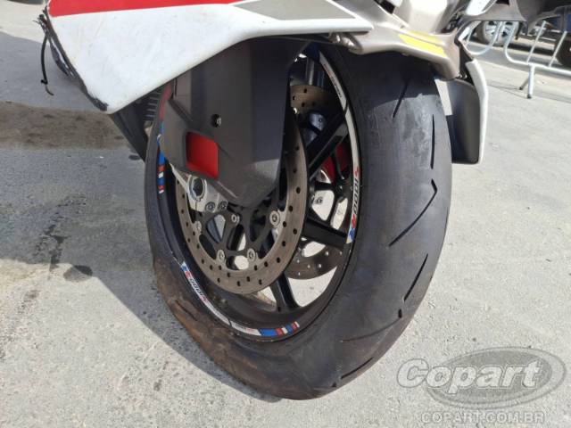 2026 BMW S 1000 
