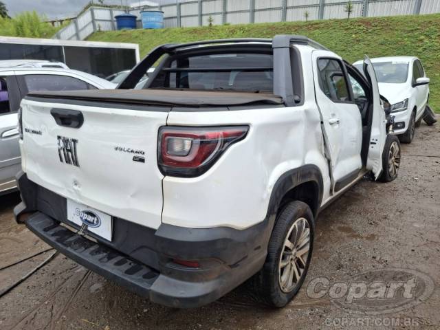2024 FIAT STRADA CD 