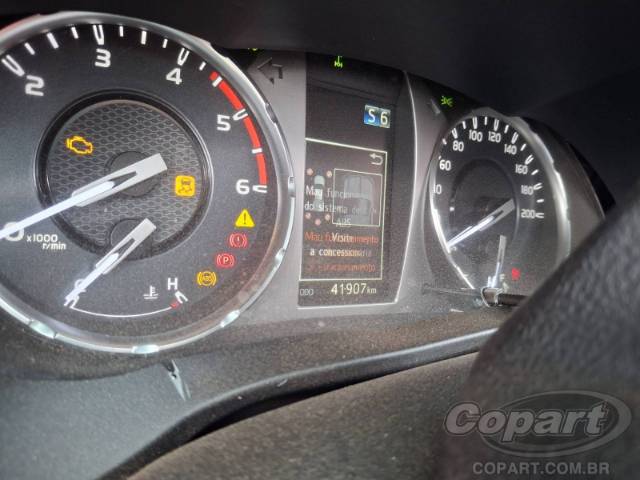 2022 TOYOTA HILUX CD 