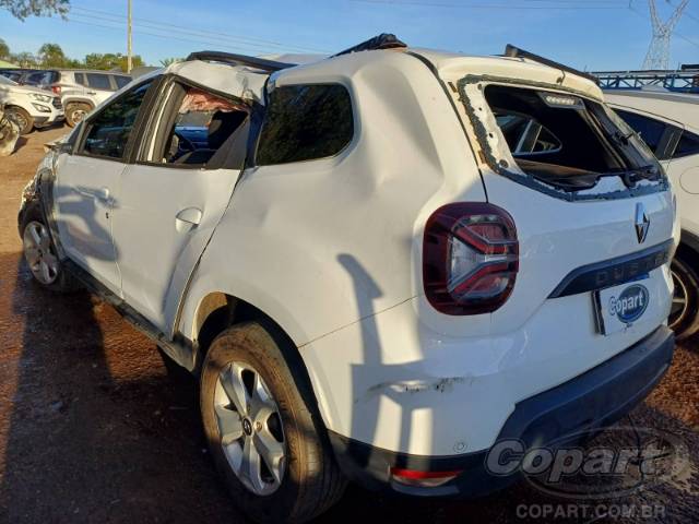 2026 RENAULT DUSTER 