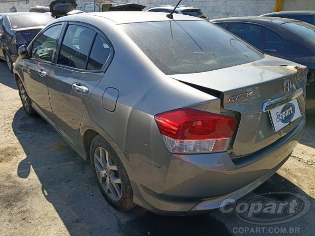 2011 HONDA CITY 