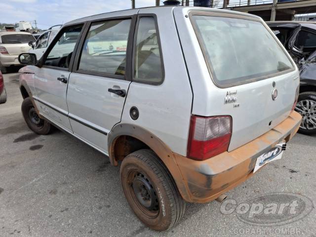 2013 FIAT UNO 