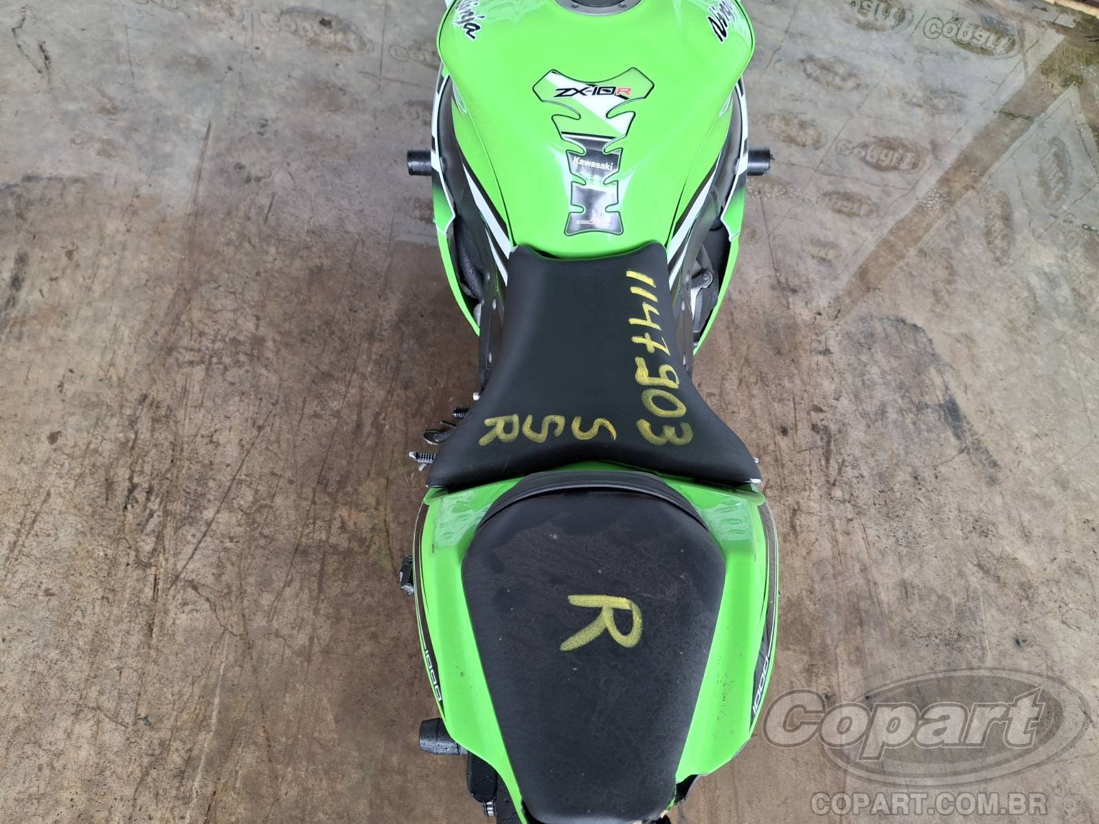Foto 10 de 10: 2015 KAWASAKI NINJA ZX-10R