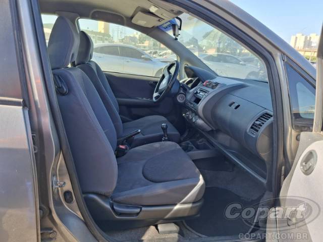 2004 HONDA FIT 