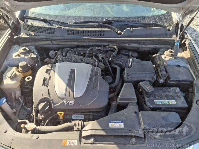 2016 HYUNDAI AZERA 