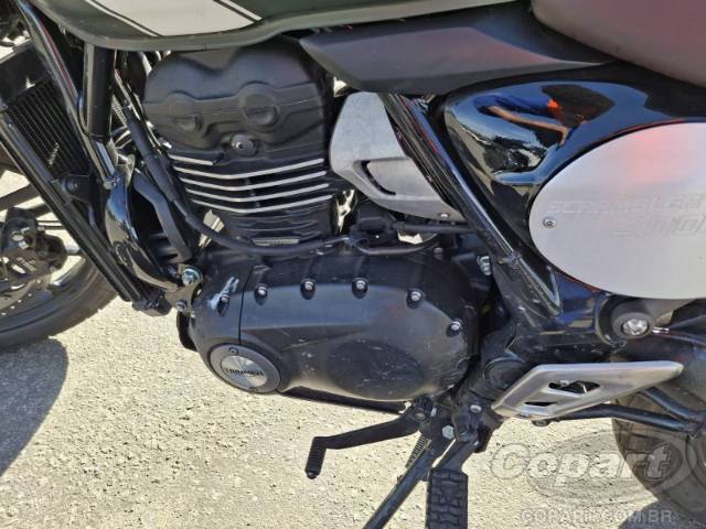 2025 TRIUMPH SCRAMBLER 