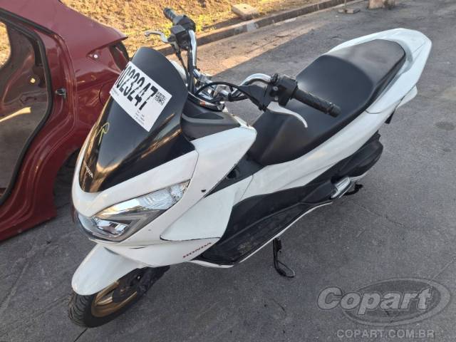 2016 HONDA PCX 